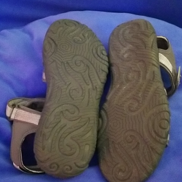 Teva Tirra sandals Girls size 3 - Picture 3 of 6